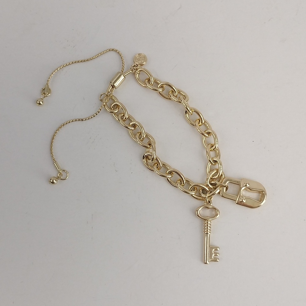 Mary Kay Lock and Key Charm Bracelet